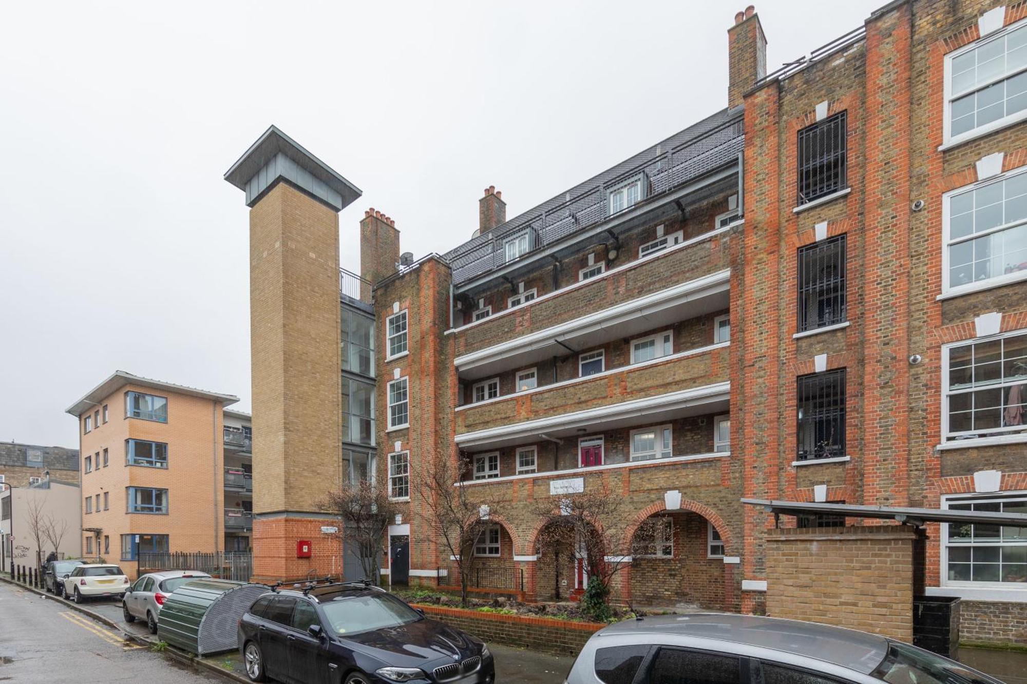 Sleek Shoreditch Hideout - 2 Bed Gem With Balcony In Central Londen Buitenkant foto